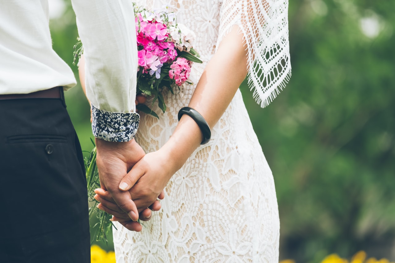 How to Start a Wedding Planning Business: From Concept to Clients