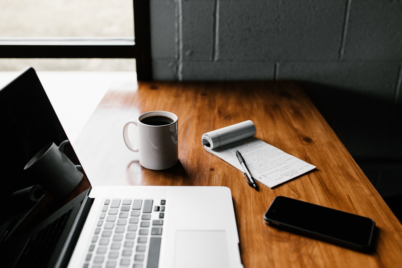 How to Start a Blogging Business