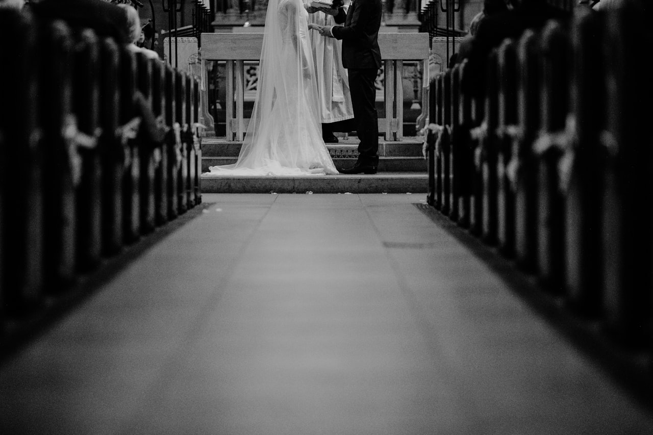 How to Start a Wedding Venue Business: Plan, License, and Launch