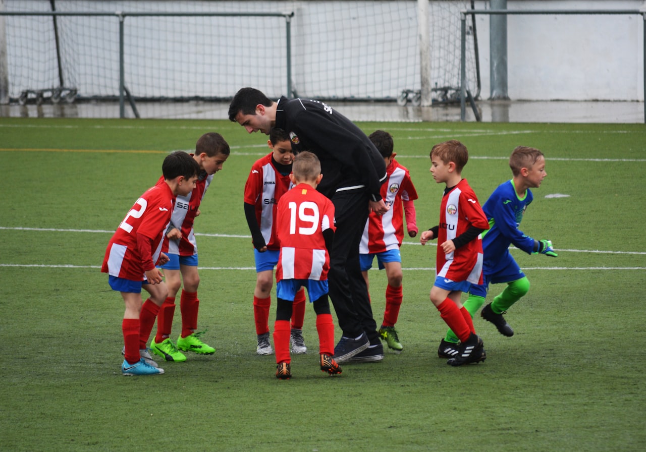 How to Start a Youth Sports Camp Business