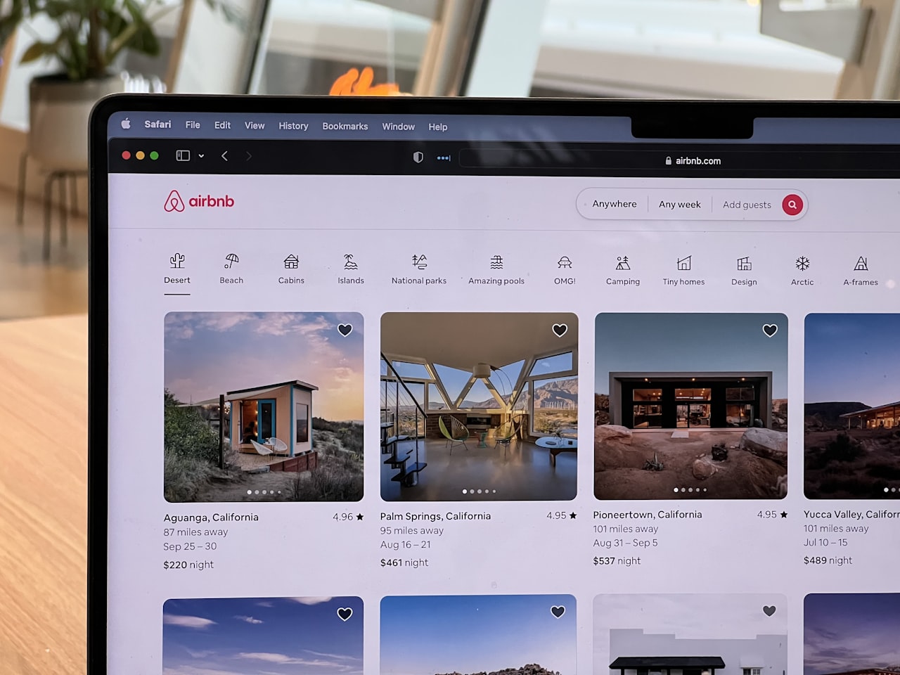 How to Start a Short-Term Rental Business (Airbnb)